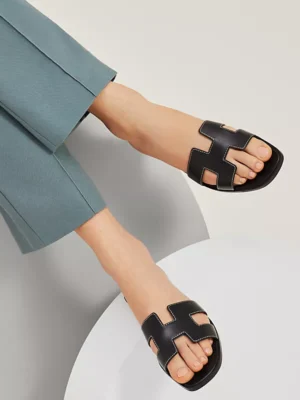 Oran sandal